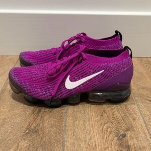Nike Purple Athletic Shoes